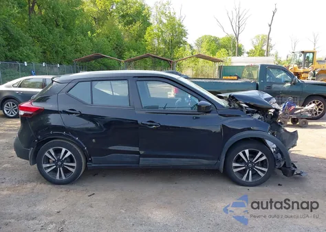 2019 Nissan Kicks Sv z USA, uszkodzony, nr VIN 3N1CP5CU0KL477623